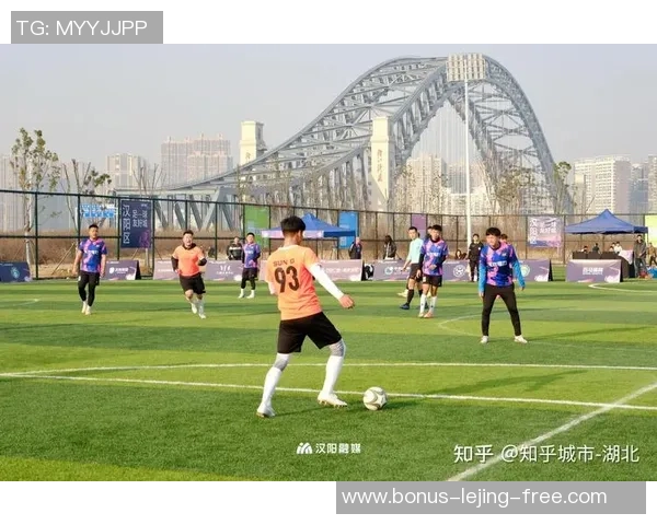 广州室内五人足球场全新体验尽享激情与乐趣的足球盛宴 广州室内五人足球场全新体验尽享激情与乐趣的足球盛宴