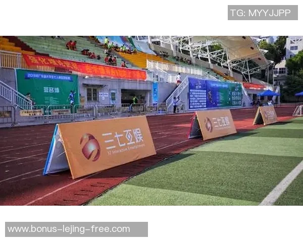 推动高校足球运动发展探索与实践的多元路径与策略研究